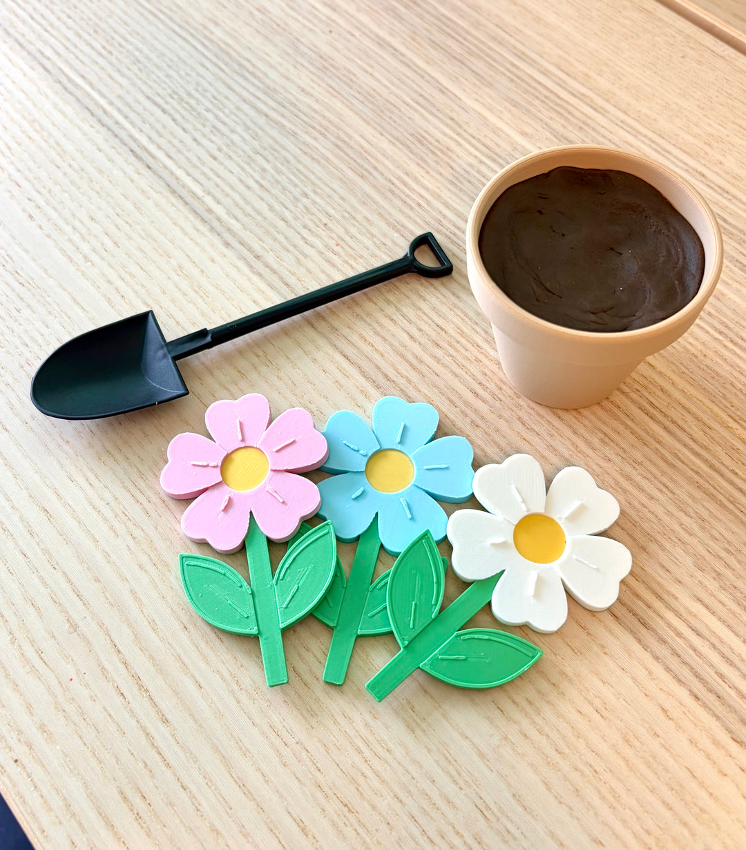 Flower Garden Planting Set | 2.5” Flowers | Sensory Dirt