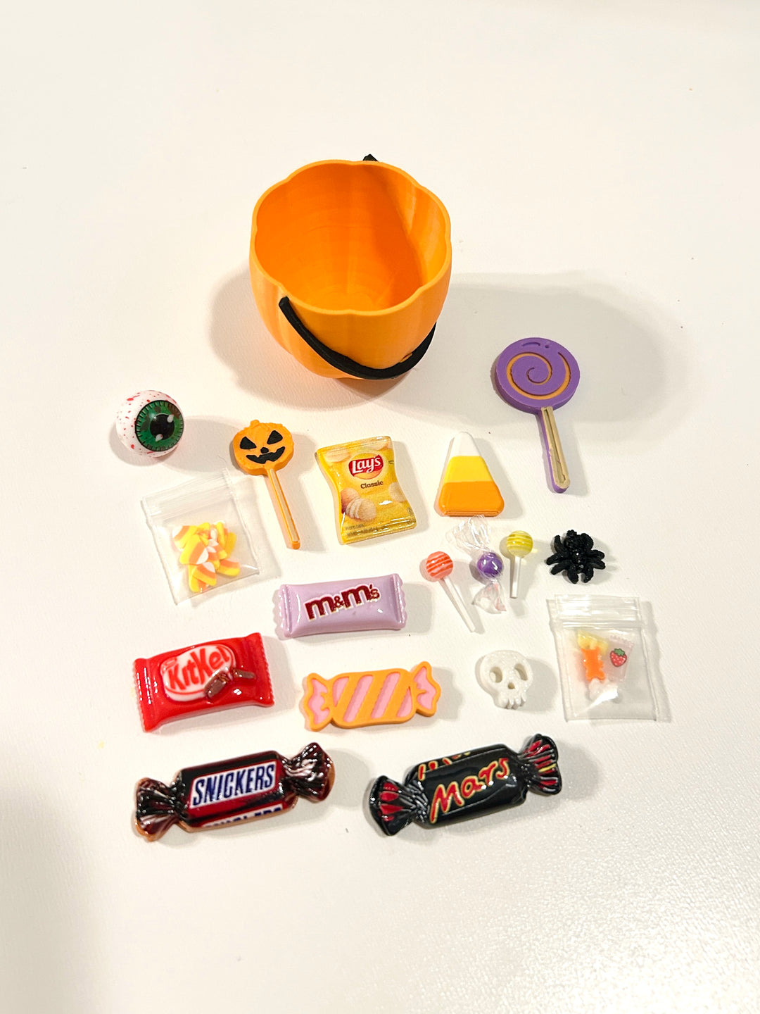 Mini Pumpkin Boo Basket | Miniature Halloween Candy Set