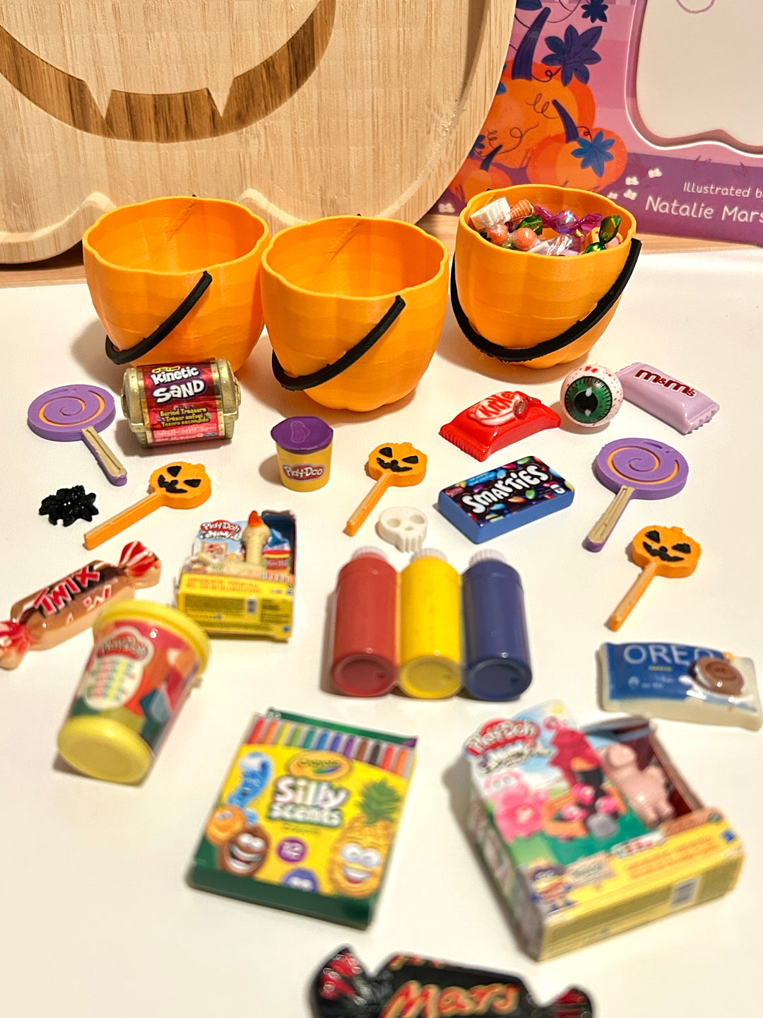 Mini Pumpkin Boo Basket | Miniature Halloween Candy Set