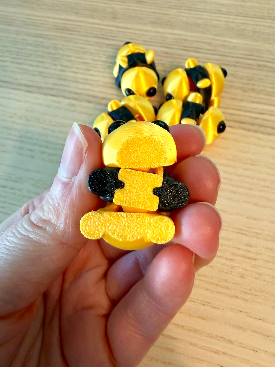 3D Printed Articulated Bumble Bees