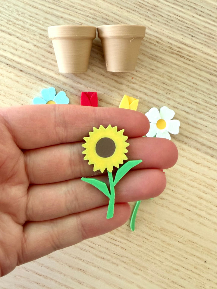 Mini Garden Planting Set | Flower Pots, Flowers &amp; Sensory Dirt