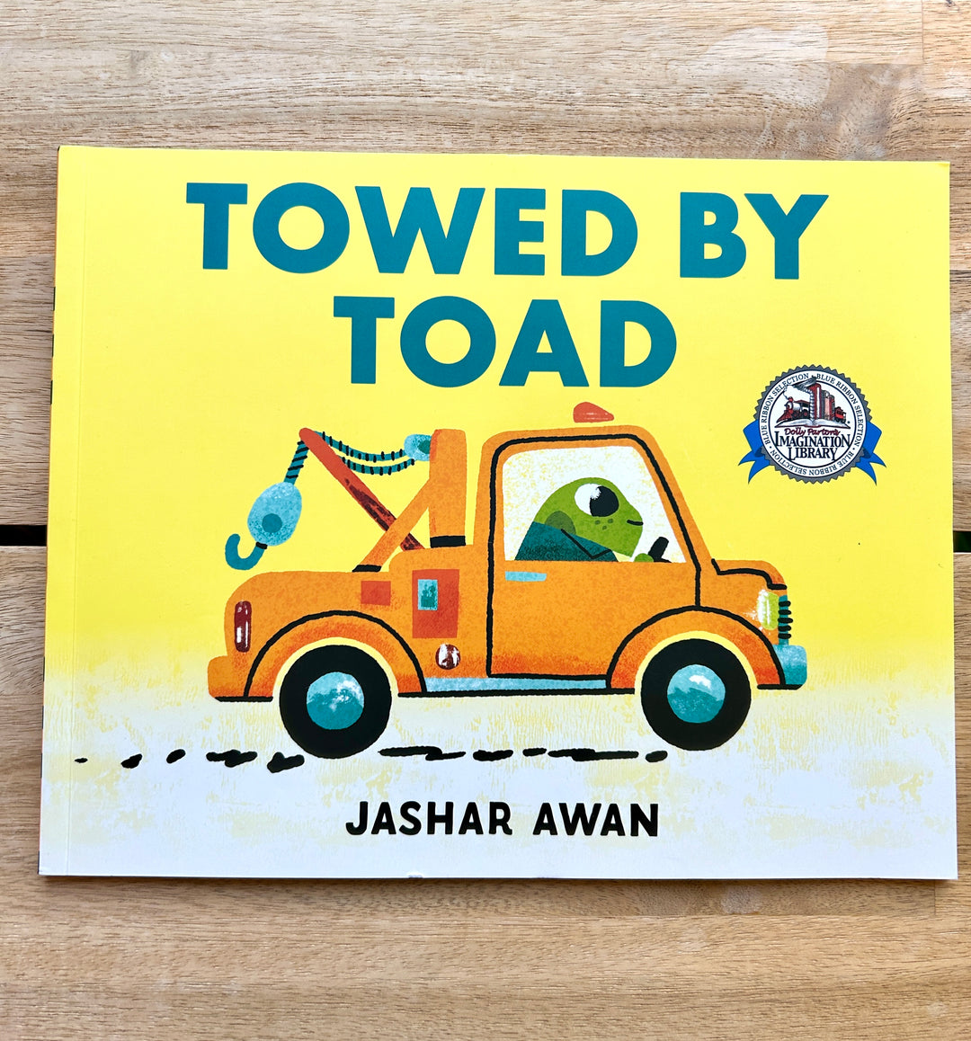 Towed by Toad by Jashar Awan (Paperback Book)