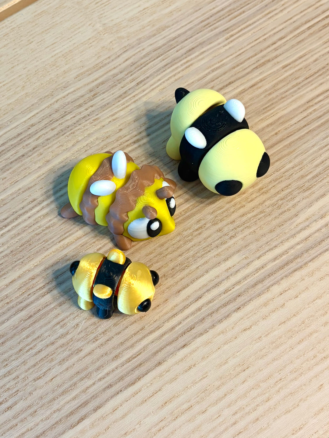 3D Printed Articulated Bumble Bees
