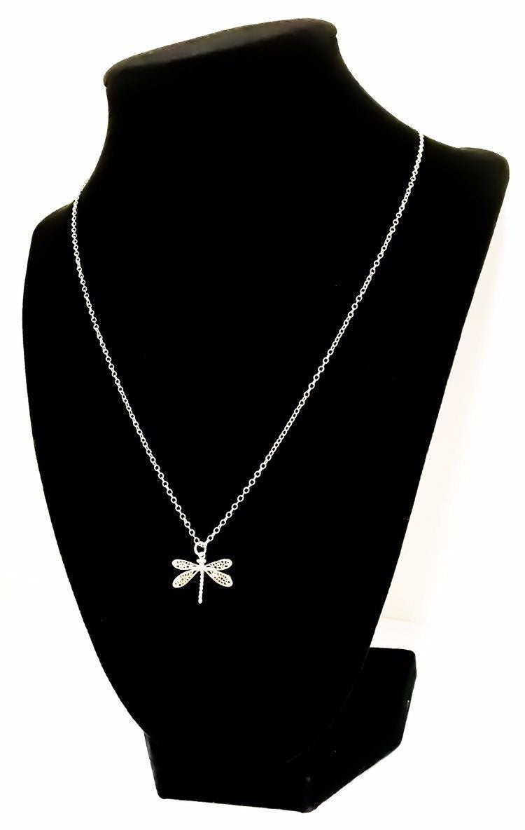 Graduation Card, Dainty Dragonfly Necklace, Personalized Grad Gift for Her, New Beginning Gift, High School Graduate 2026, Holiday Gift