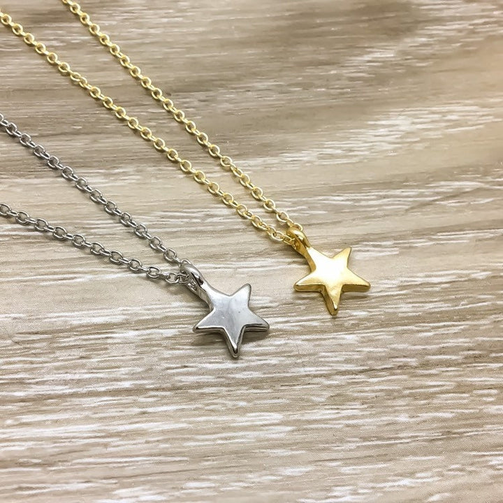 Les meilleures amies sont comme des étoiles, Collier étoile miniature, Bijou céleste simple, Cadeau d'anniversaire pour une meilleure amie, Cadeau pour une amie d'enfance, Cadeau de Noël