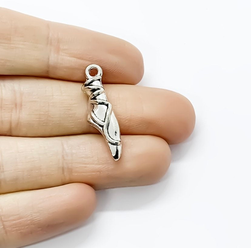 1 Breloque Chausson de Ballerine Minuscule Argent, Breloques Ballerine, Breloque Ballet, Breloques Chaussons de Ballet, Breloques Individuelles, Breloques Danse, Breloques Danseuse