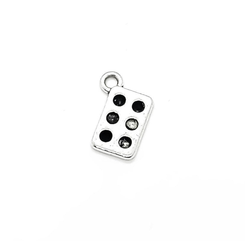 Breloque pour moule à muffins, breloque individuelle, breloques pour plaques de cuisson, bijoux pour pâtissiers, breloques pour muffins, breloques pour la cuisine, mini-moule