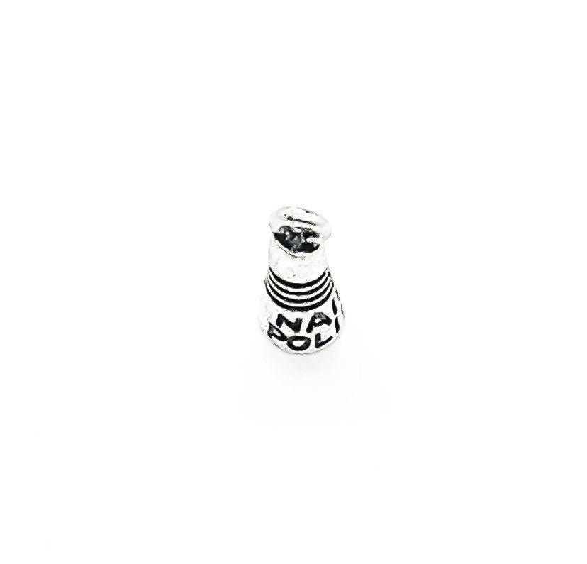 1 Breloque Vernis à Ongles, Breloques Esthéticienne, Breloque Personnalisée, Breloque Maquillage, Breloque Girlie, Breloque Adolescente, Breloque Manucure, Breloques Beauté