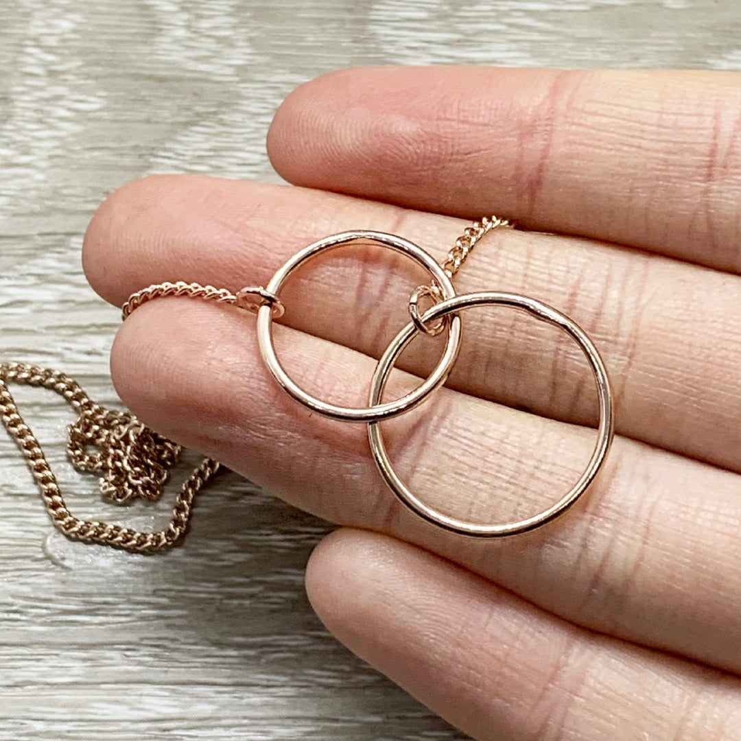 Amazing Coworker, Interlocking Circles Necklace with Card, Gift Box, Rose Gold, Silver