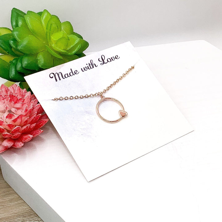Collier 3 Cœurs, Pendentif Cercle avec Cœurs, Bijou Grand-mère, Collier Maman de Garçons, Collier Maman, Bijou de Maternité, Cadeau d'Anniversaire Maman