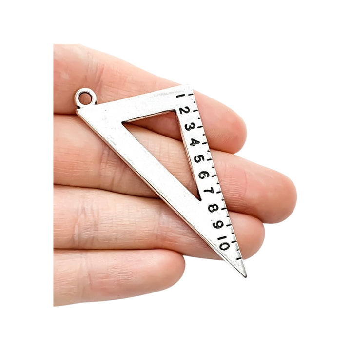 1 Breloque Grande Règle Triangle, Breloques Individuelles, Breloques Scolaires, Breloque Professeur, Breloque Lycée, Breloque Mathématiques, Breloque Géométrie, Mathématiques