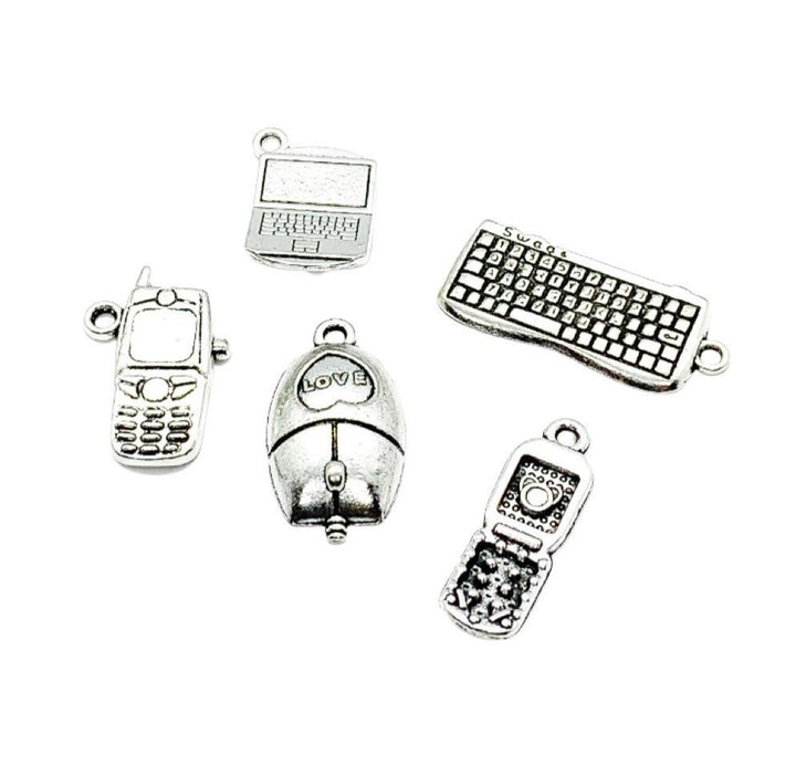 1 mini breloque téléphone portable, breloques geek, breloques technologie, breloques communication, breloque petit téléphone, apprêts pour bijoux, bijoux à faire soi-même