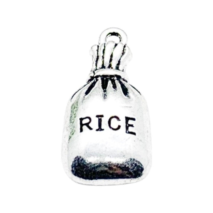Breloque « Petit sachet de riz », breloques individuelles, breloques sur le thème de la nourriture, breloques sur le thème des ingrédients, breloques sur le thème de la cuisine, breloque « accompagnement », bijoux à faire soi-même