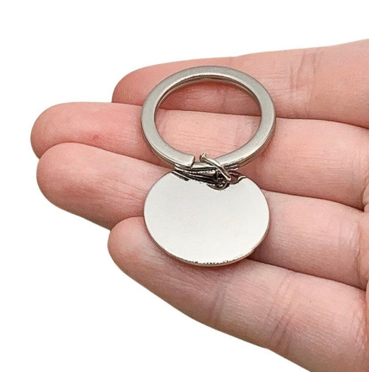 The Love Between an Aunt and Niece is Forever Keychain, Gift for Aunt, Niece Keyring, Great-Aunt Gift, Niece Wedding Gift, Sister Keychain