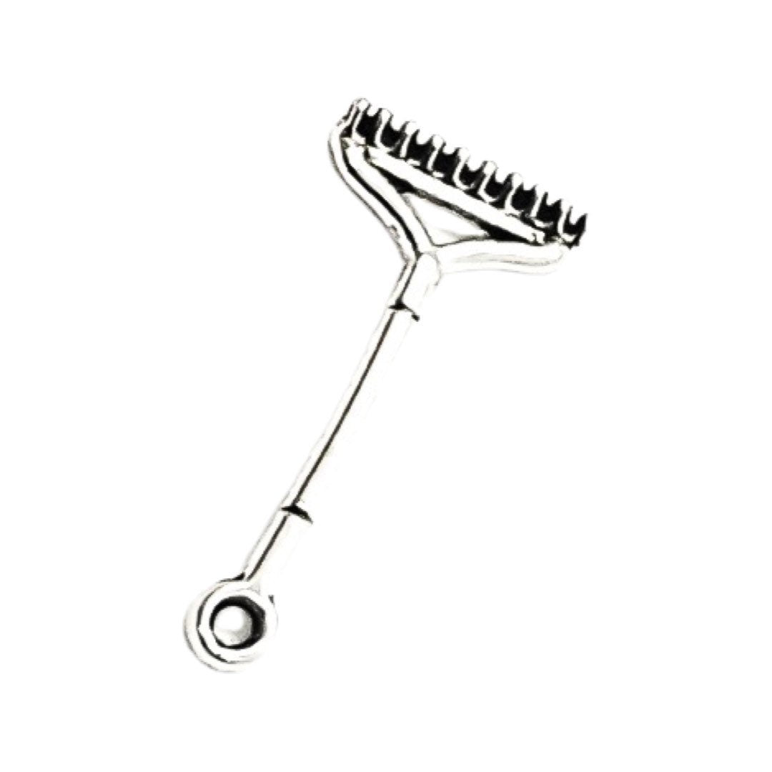 1 breloque râteau miniature, breloques de jardinage, cadeau pour jardinier, breloques de jardin, breloque outils, breloque paysage, breloques d'arrière-cour, breloques d'automne