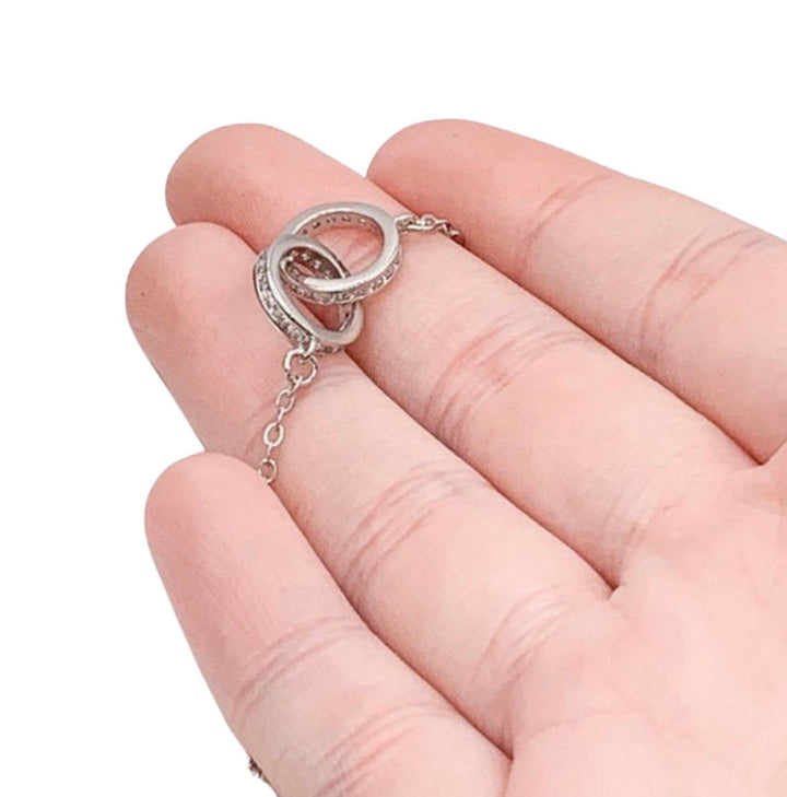 Collier en argent sterling avec cercles entrelacés et zircon cubique, bijou en zircon cubique, collier délicat, cadeau pour fille, cadeau de mariage, collier pour demoiselle d'honneur