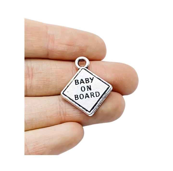 Breloque « Bébé à bord » argentée, breloques individuelles, breloques bébé, breloques maman, breloques mère, loisirs créatifs, breloques mignonnes, pendentif bébé