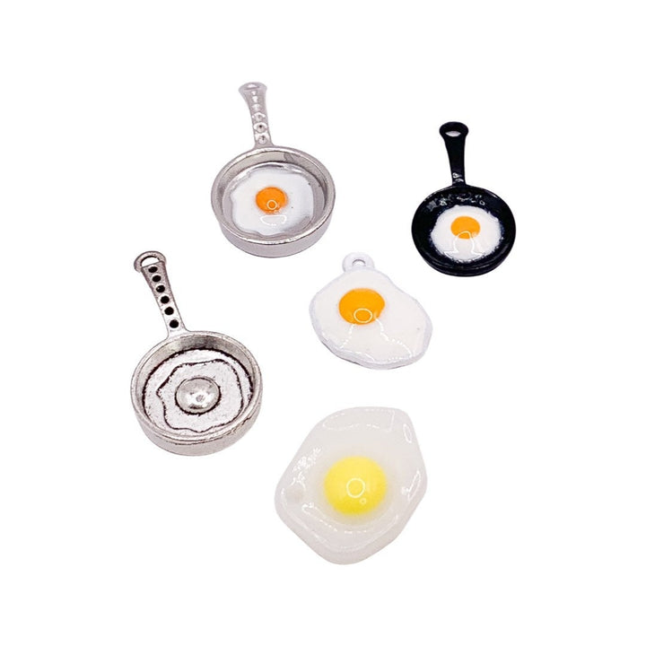 Breloque œuf au plat, Breloques œufs, Cadeau pour les amateurs d'œufs, Breloques petit-déjeuner, Breloque cuisine, Breloque poêle à frire, Accessoires pour bijoux à faire soi-même