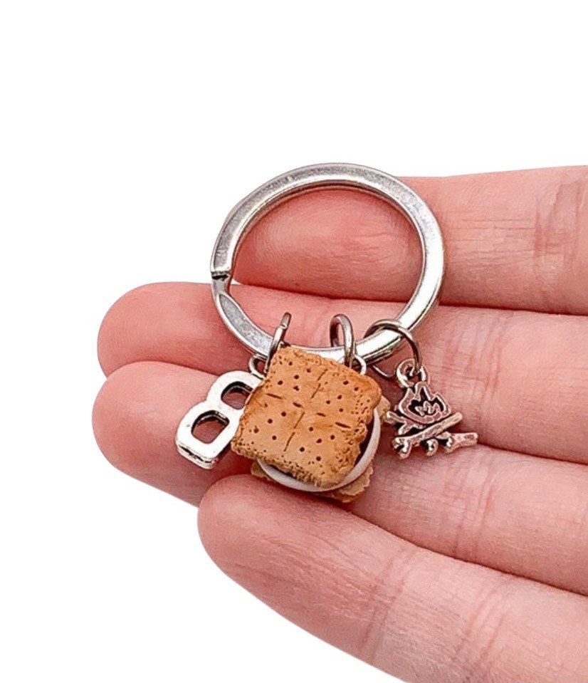 Porte-clés S'mores, Porte-clés Camping, Breloque Feu de Camp, Mini S'mores, Breloques Nourriture Miniatures, Breloque Biscuit Mignonne, Bijoux Nourriture