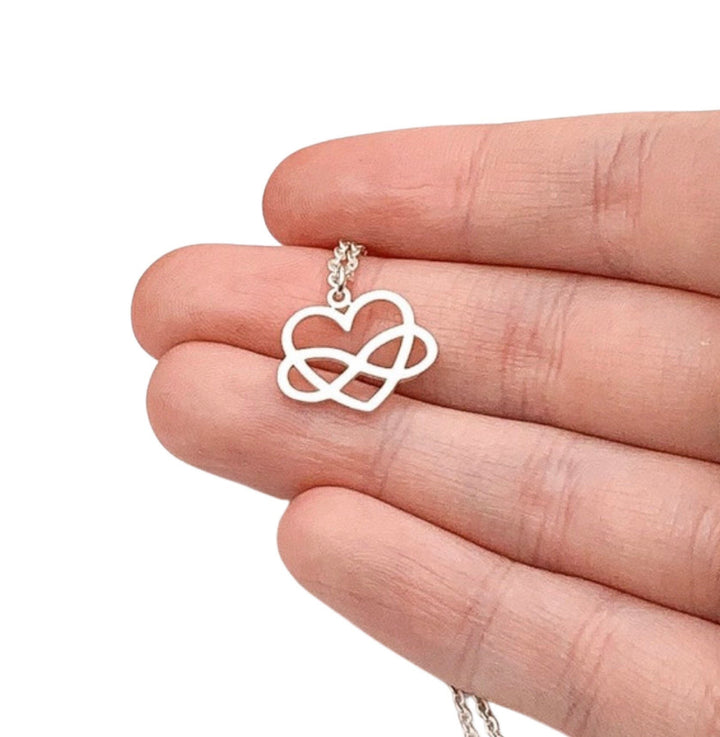 Collier Cœur Infini, Pendentif Éternité, Cadeau Amour Éternel, Bijou Infini Simple, Cadeau d'Anniversaire de sa part, Collier pour Maman, Noël