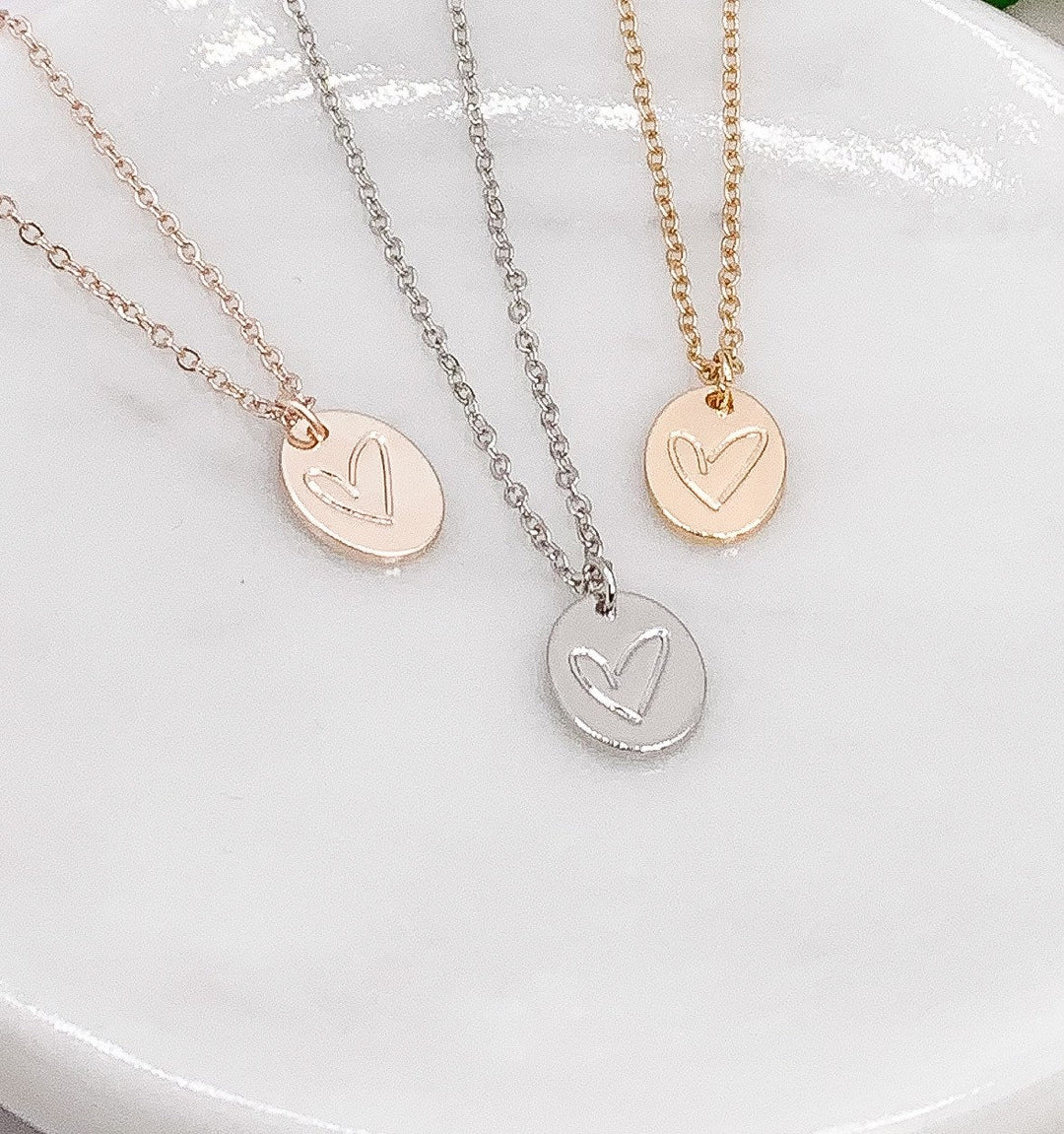 Tiny Heart Necklace, Dainty Heart Pendant, Little Heart Necklace, Gift for Daughter, Bridesmaid Necklace, Girlfriend Gift, Teen Girl Jewelry