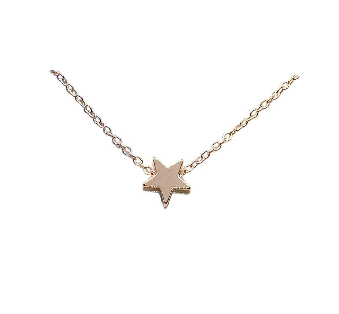 Collier Petite Étoile, Pendentif Étoile Délicate, Collier à Plusieurs Colliers, Bijou Minimaliste, Collier Fin, Collier Petite Fille, Idées Cadeaux de Noël