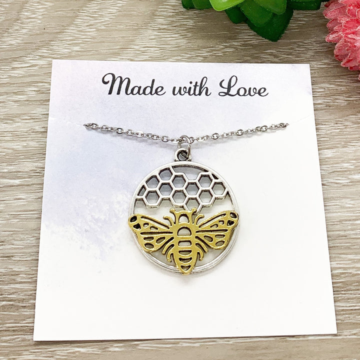 Collier nid d'abeille, Collier abeille, Cadeau pour les amoureux des abeilles, Collier insecte, Collier pendentif bourdon, Bijou unique, Cadeau de Noël