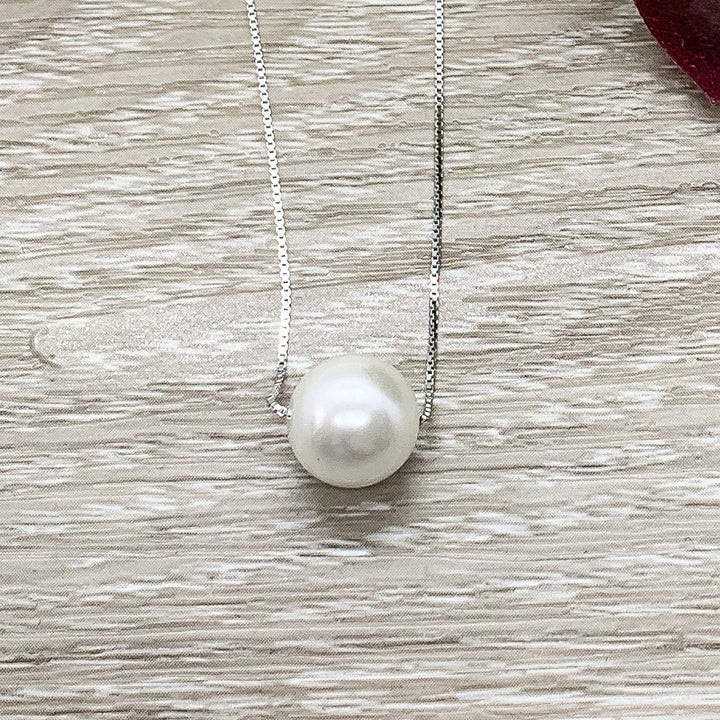 Collier avec une perle flottante, cadeau symbolique pour les femmes atteintes du SOPK, pendentif pour le syndrome des ovaires polykystiques