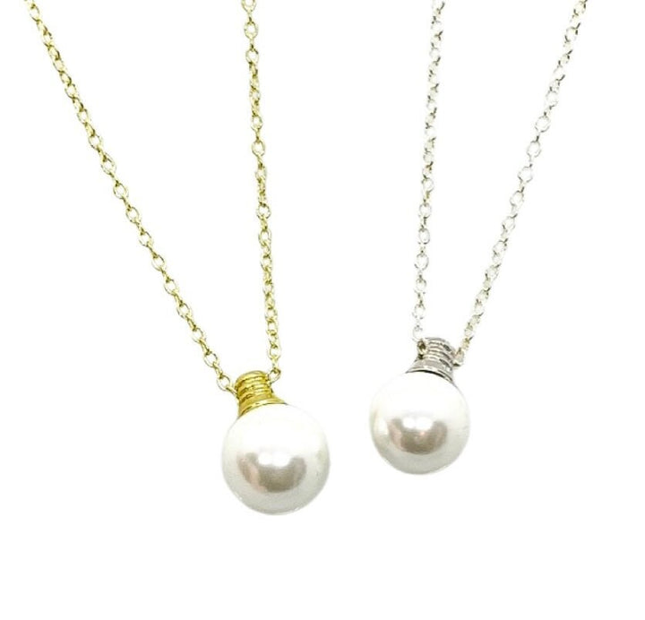 Collier Ampoule, Collier de Perles Délicat, Collier Minimaliste, Bijou Scientifique, Collier Fantaisiste, Cadeau pour Professeur, Cadeau Électricité