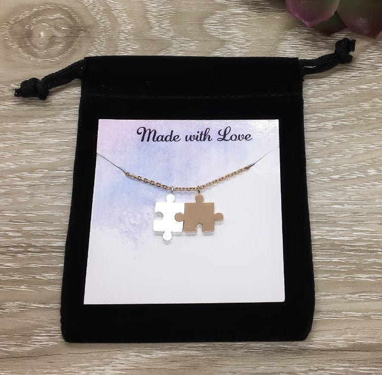 Cadeau de sensibilisation à l'autisme, Collier double puzzle, Cadeau pour enseignant spécialisé, Bijou minimaliste, Pendentif puzzle, Remerciements aux enseignants