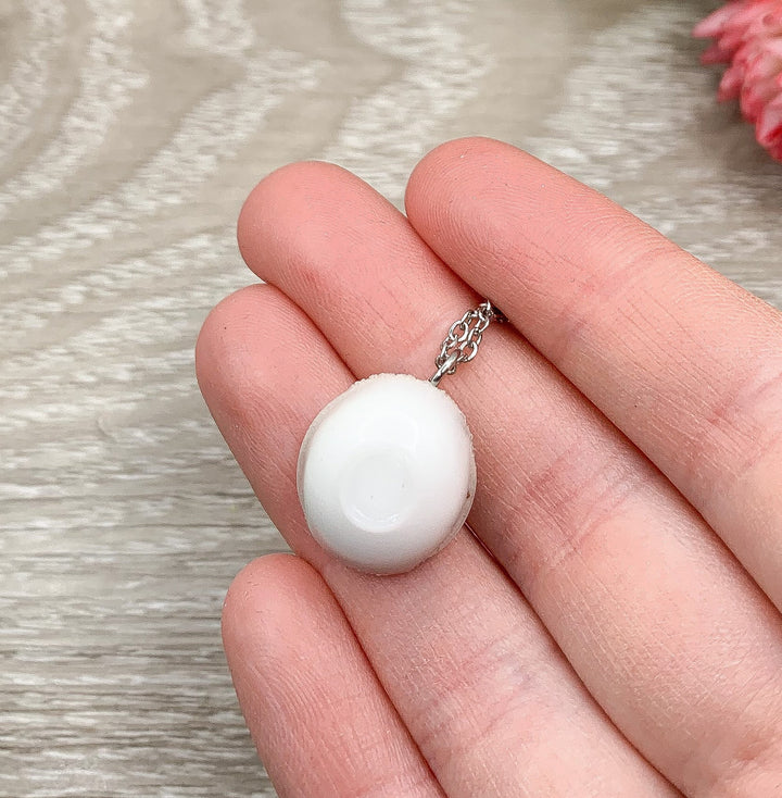 Carte de remerciement humoristique, mini collier poutine, breloque miniature gourmande, collier poutine réaliste, carte humoristique sur le thème de la nourriture, cadeau d'amitié pour elle