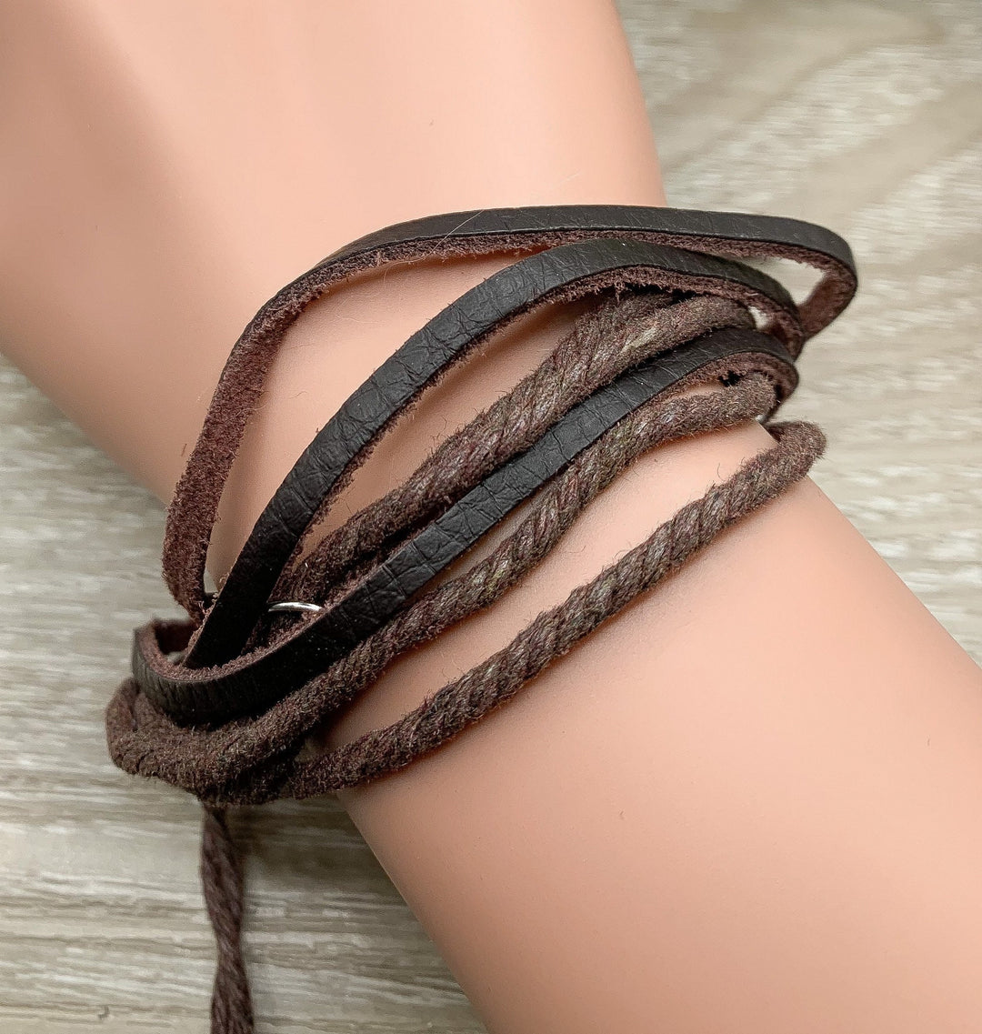 Bracelet enroulé multicouche, bracelet marron à plusieurs rangs pour hommes et femmes, base de bracelet à breloques multi-rangs, bijoux unisexes, fournitures pour la création de bijoux.