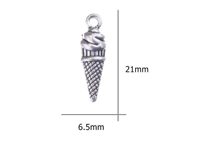 Breloque cornet de glace, Breloques individuelles sur le thème de la nourriture, Breloques glace, Breloques été, Breloques gourmandises, Breloques pour les amoureux des sucreries, Bijoux à faire soi-même
