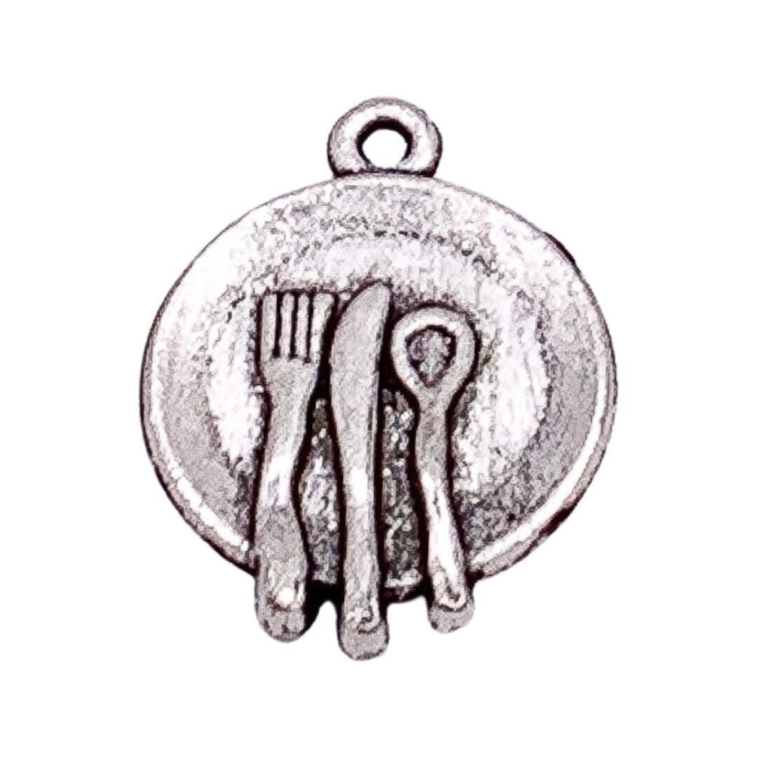 1 assiette décorative avec breloque couverts (petit couteau, fourchette, cuillère), breloques couverts, cadeau pour cuisinier, breloques ustensiles de cuisine, breloque cuisine, apprêts pour bijoux