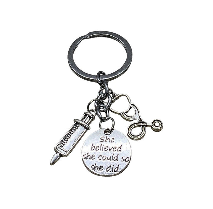 Porte-clés infirmière, Cadeau pour infirmière, Elle croyait en elle, Breloques médicales, Cadeau pour fille, Cadeau pour étudiante en soins infirmiers, Cadeau pour infirmière praticienne