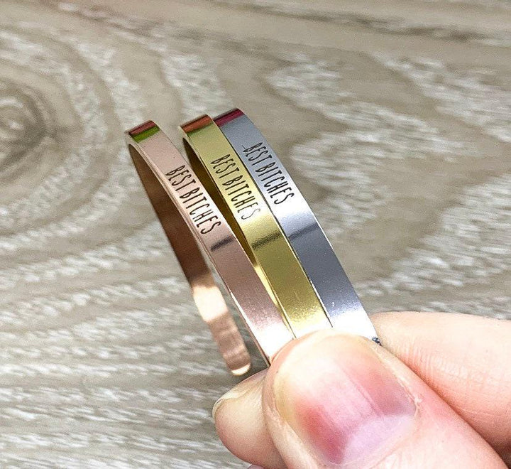 Bracelet « Meilleures Amies », Bracelet Manchette d'Amitié, Bracelet « Ma Meilleure Amie », Cadeau Inspirant, Bracelet Mantra, Manchette Minimaliste, Cadeau pour Amie