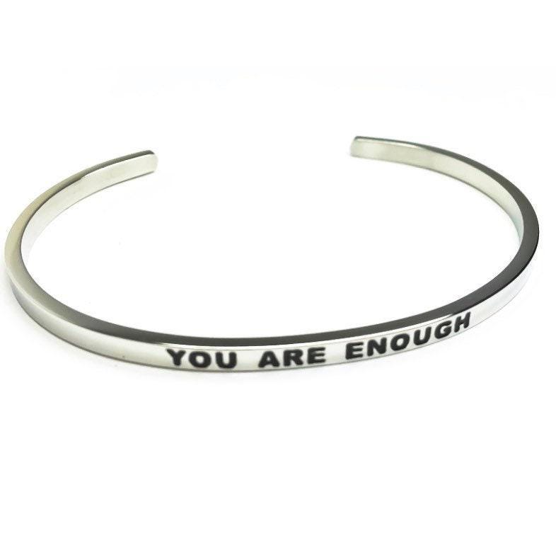 Bracelet « Mon histoire n'est pas encore terminée », Bracelet jonc mantra, Cadeau inspirant, Cadeau pour une amie, Bracelet d'affirmation, Bracelet minimaliste