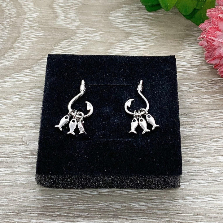 Boucles d'oreilles pêche, Puces d'oreilles trois poissons, Puces d'oreilles hameçon, Bijoux en argent sterling, Bijoux hameçon pour femme, Boucles d'oreilles pêcheur