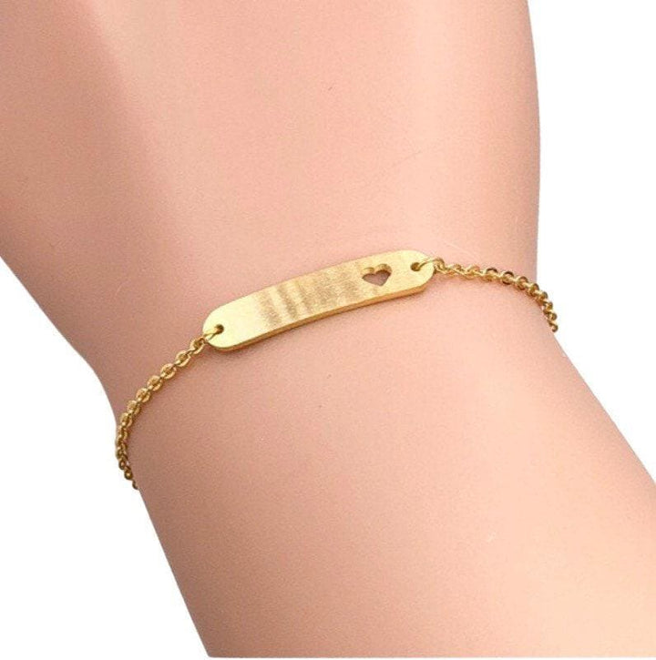 Bracelet barre avec découpe en forme de petit cœur, bracelet chaîne fine, bracelet « Je t’aime », bijou cœur, bijou symbolique, bracelet minimaliste