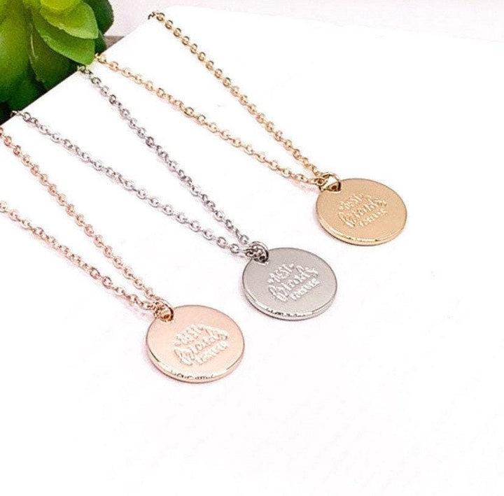 Collier « Meilleures amies pour toujours », Bijou minimaliste, Cadeau pour meilleure amie, Collier pour belle sœur, Cadeau pour demoiselle d'honneur, Pendentif gravé simple