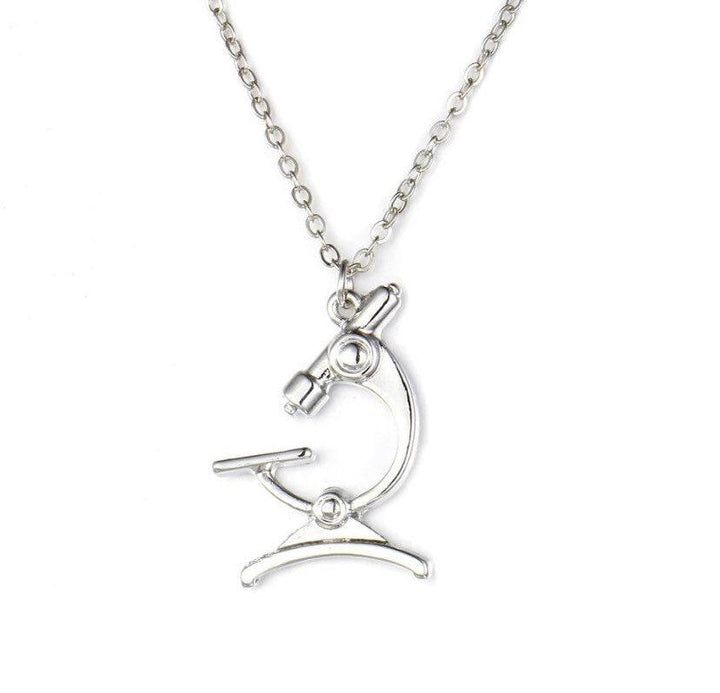Collier microscope, bijou de biologiste, pendentif scientifique, cadeau pour scientifique, collier de biologie, cadeau pour médecin, cadeau de Noël pour elle