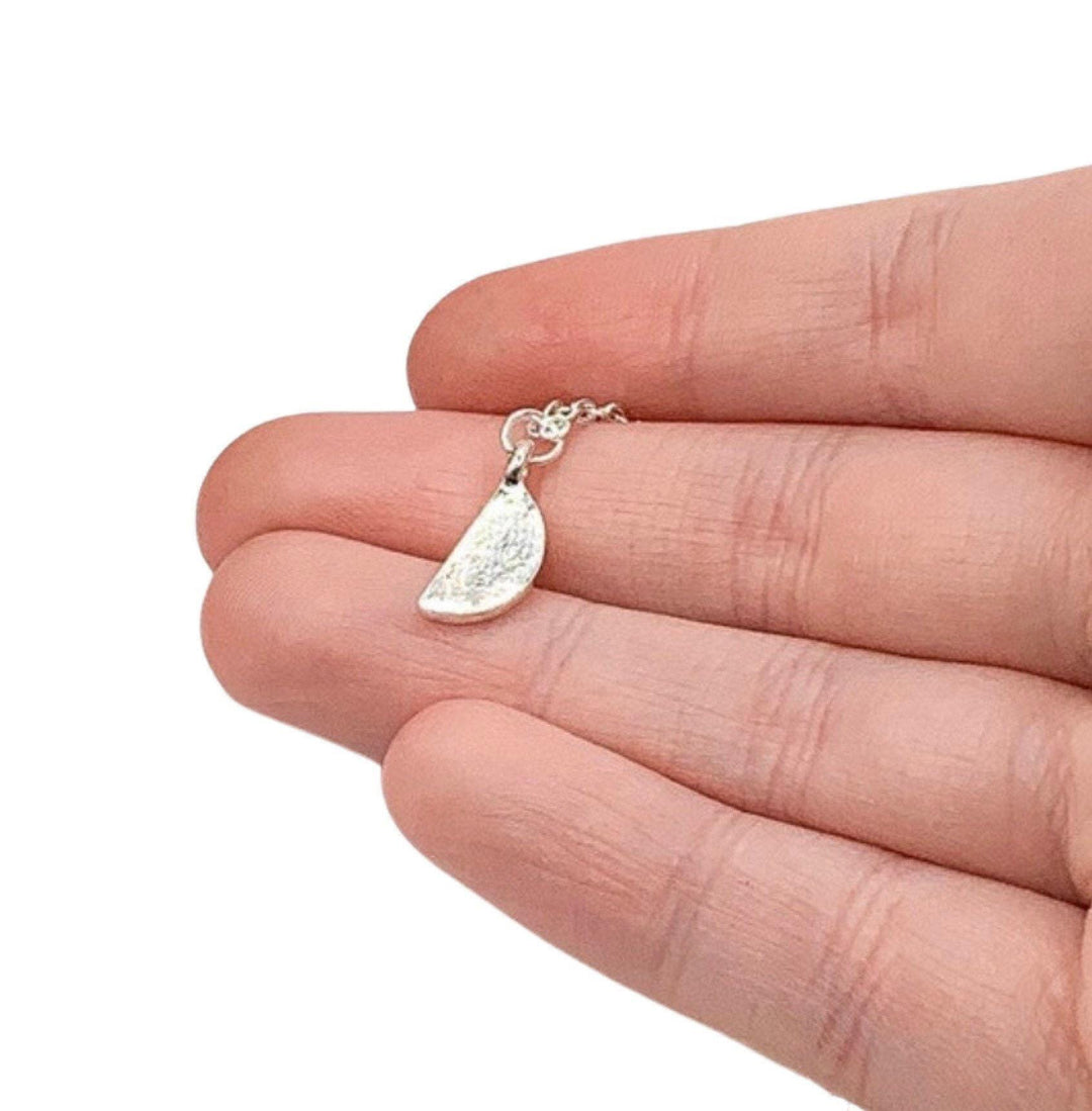 Collier citron, pendentif tranche de citron, bijou agrumes, collier fruit, cadeau rafraîchissant pour une amie, collier limonade, bijou d'été