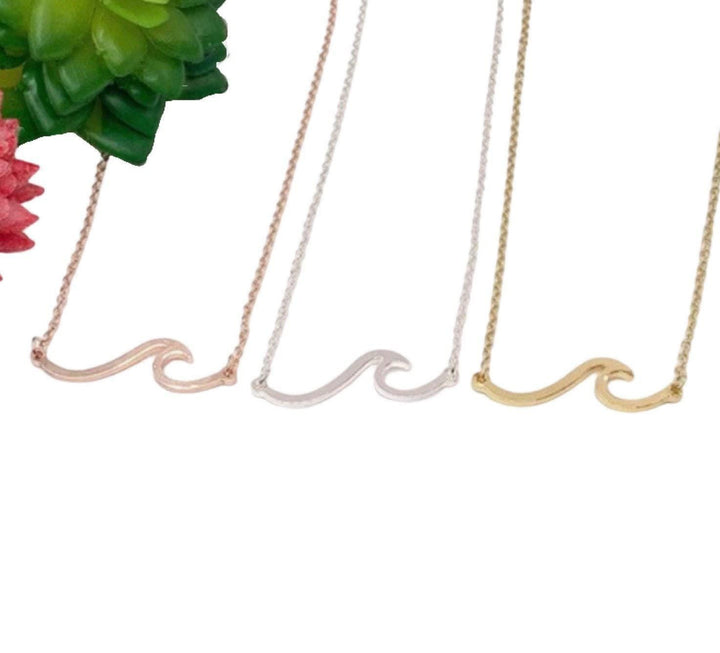 Collier vague simple, pendentif vague en or rose, collier effet vague, bijou minimaliste pour femme, collier surfeuse, bijou de plage, collier bohème