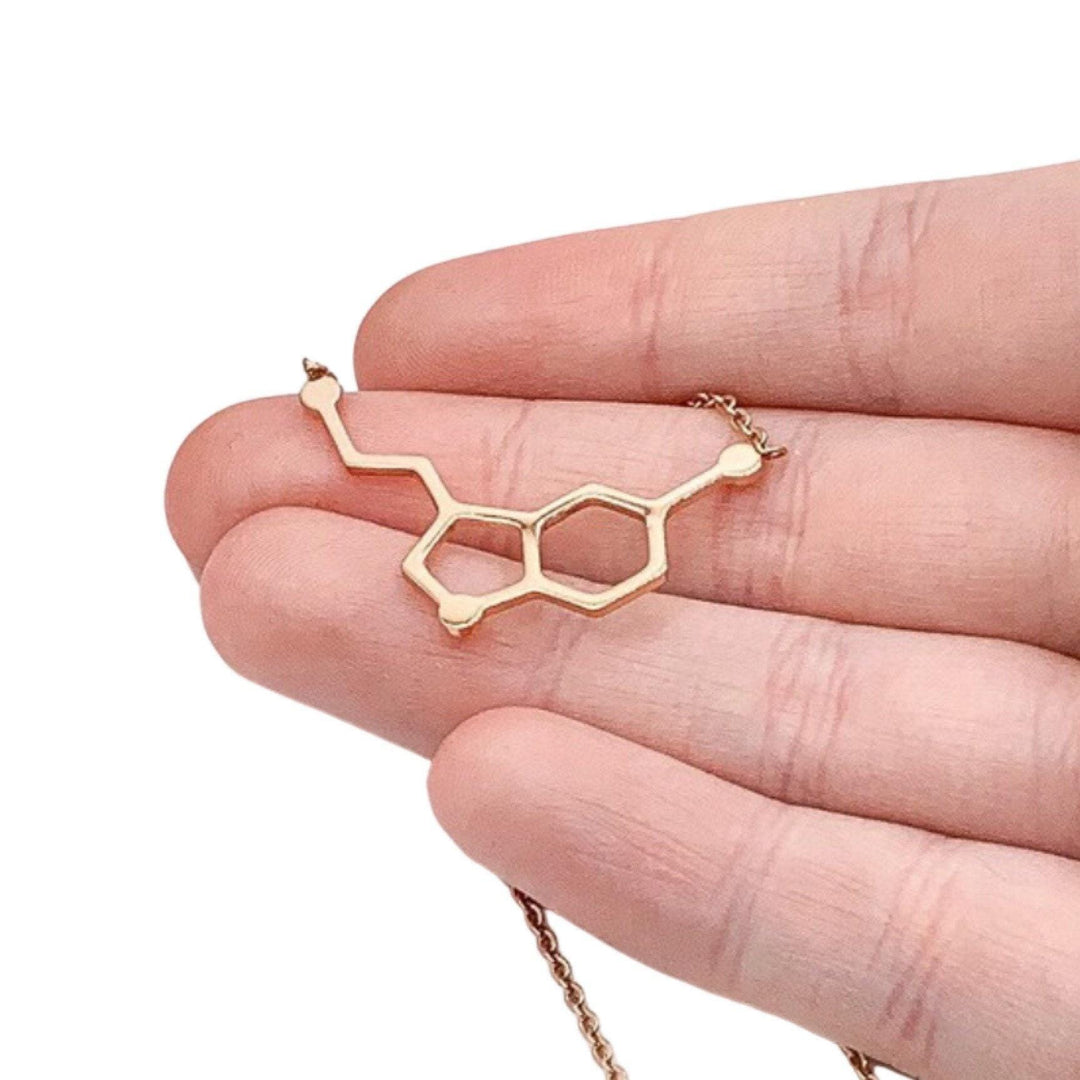Collier Sérotonine en Or Rose, Bijou Moléculaire, Pendentif Molécule, Collier Biologie, Cadeau Remonte-Gourmandise, Petit Cadeau pour Femme