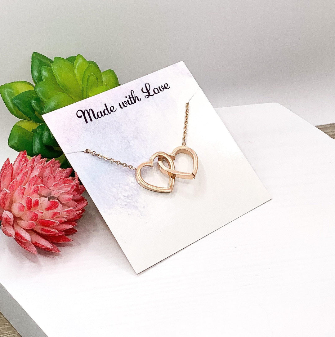 Collier 2 cœurs, Collier double cœur, Cadeau pour amoureux, Bijou pour grand-mère, Collier pour maman de deux enfants, Bijou de maternité, Cadeau d'anniversaire pour maman