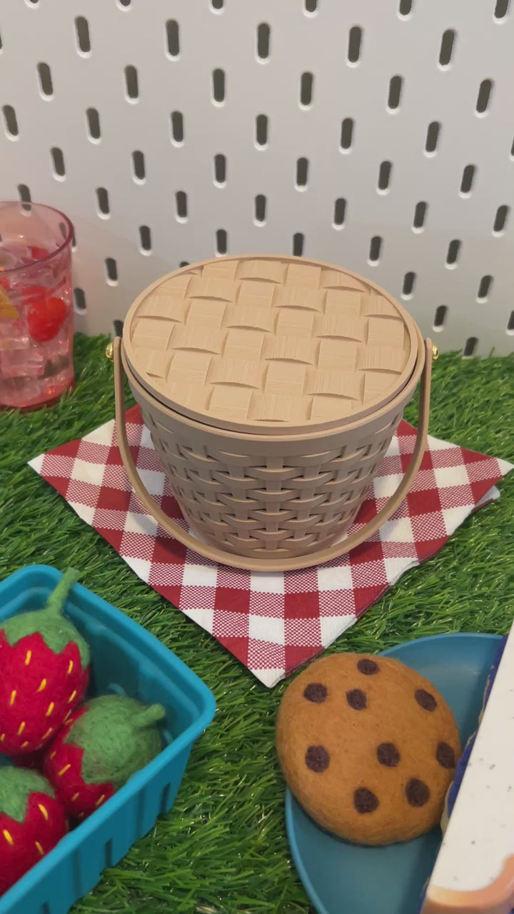3D Printed Woven Basket with Lid | Reusable Picnic Toy Basket | Pretend Play | Sensory Bin Container