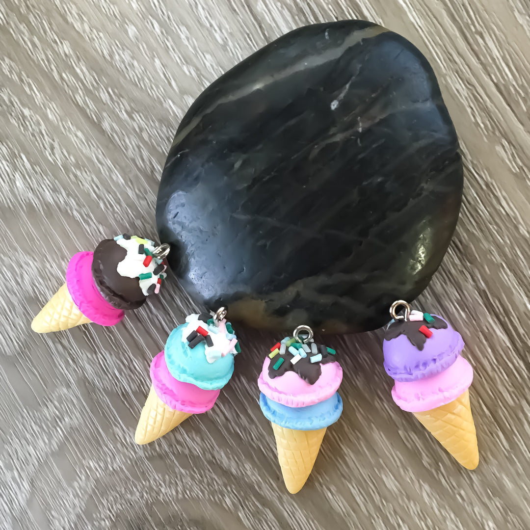 Breloque cornet de glace, nourriture, résine souple
