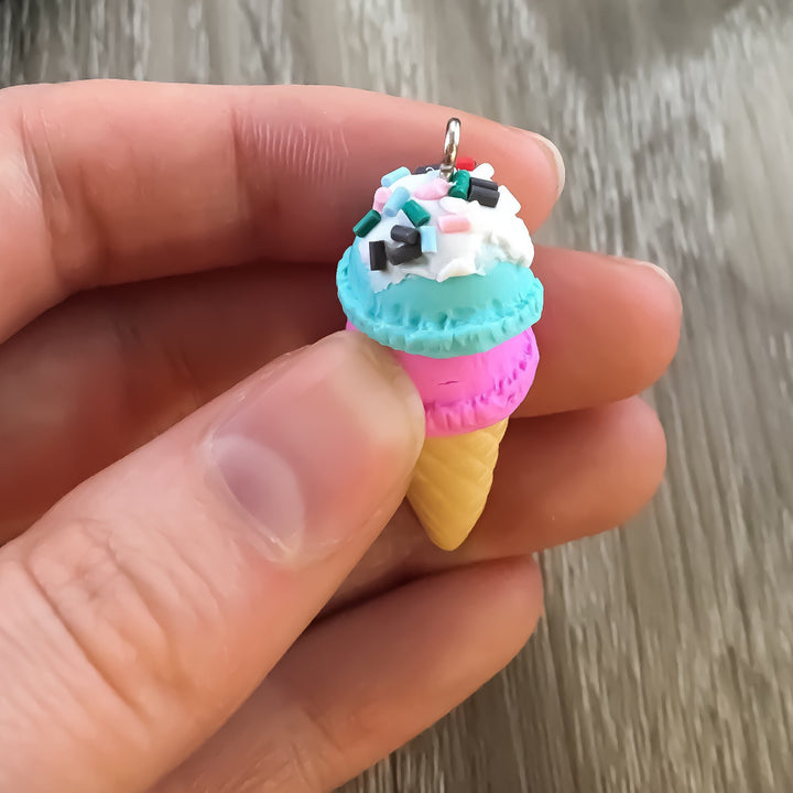 Breloque cornet de glace, nourriture, résine souple