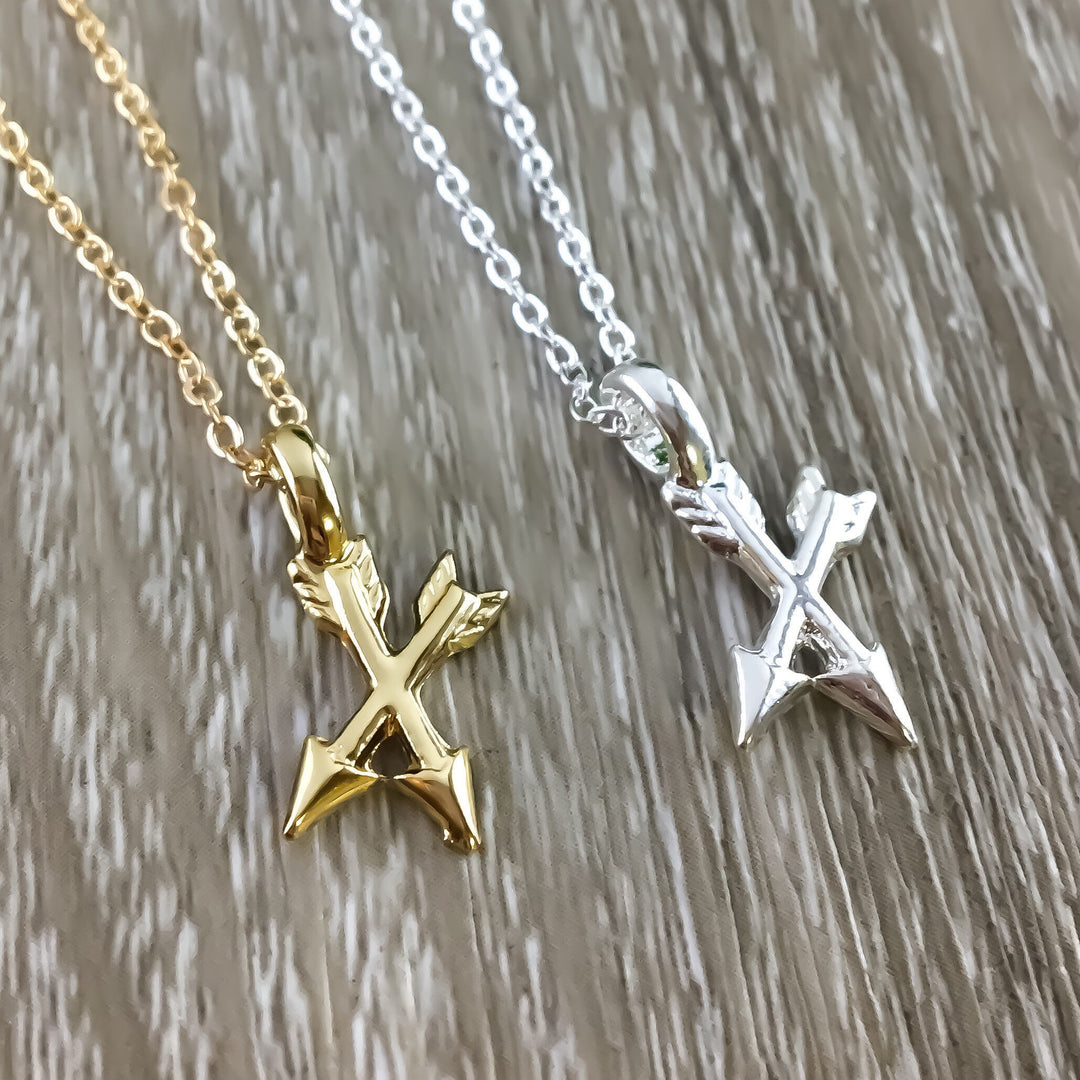 Unbiological Sisters Gift, Tiny Crossing Arrows Necklace, Soul Sister Gift, Arrow Jewelry, Sister Birthday Gift, Sisterhood Jewelry, Holiday