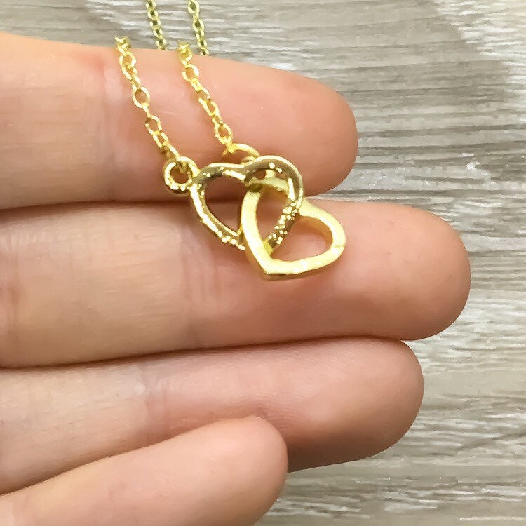 Collier à petits cœurs entrelacés, Bijou cœur en or rose, Collier d'amitié, Cadeau pour meilleure amie, Cadeau pour maman, Cadeau pour fille, Cadeau pour BFF